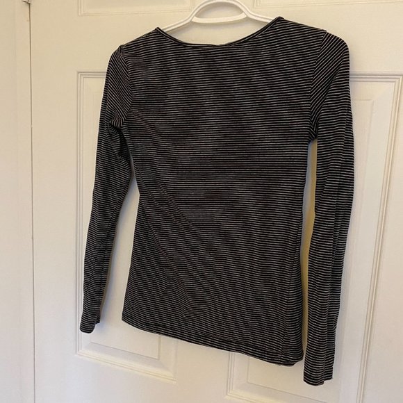 H&M Basics Striped Long Sleeve - Picture 3 of 4